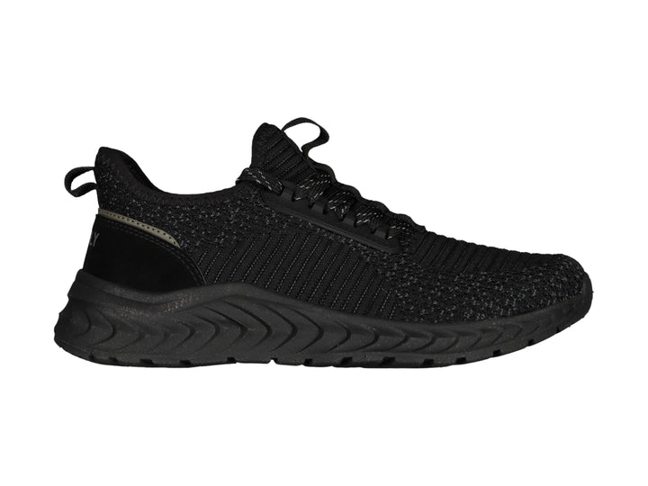 Tenis deportivos Charly color negro con tejido transpirable y suela robusta.