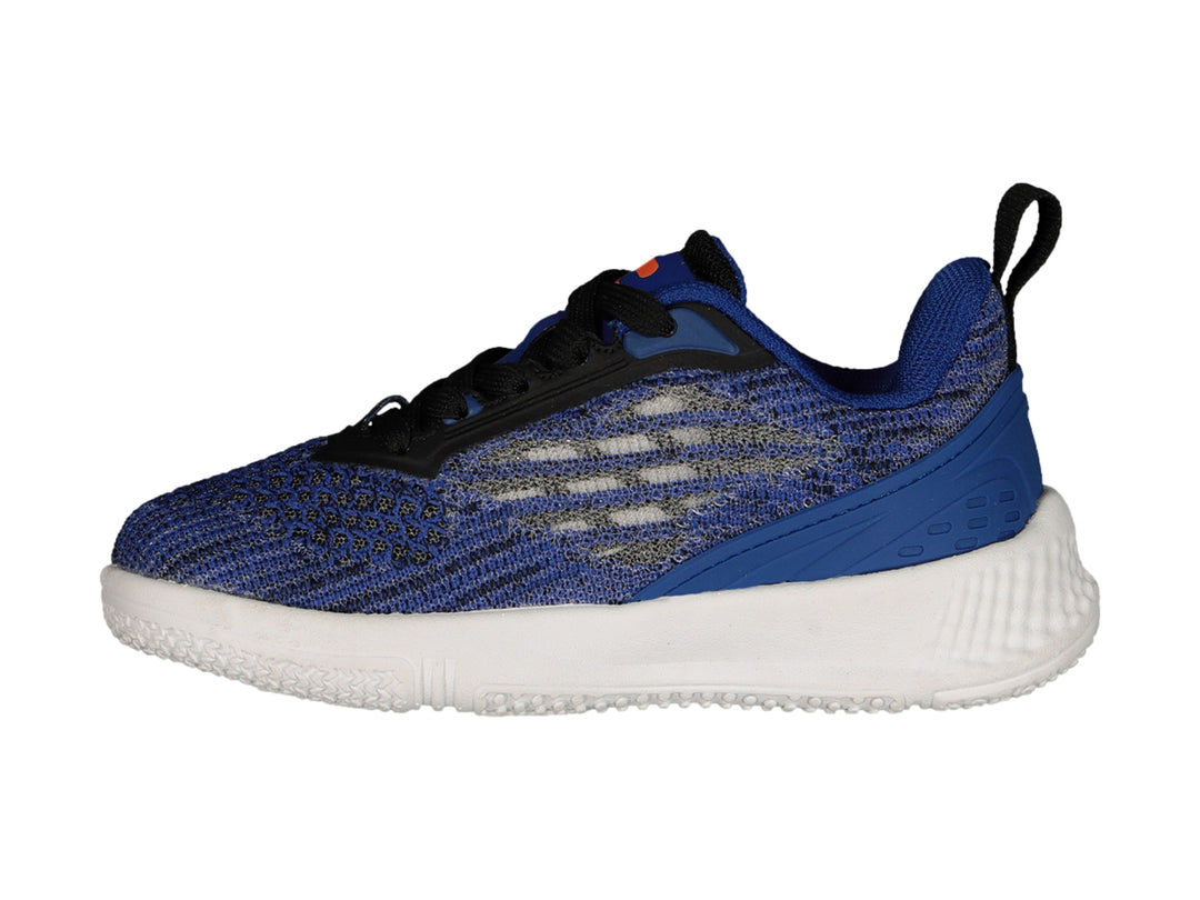 Tenis deportivos Charly color azul marino con suela blanca y cordones negros.