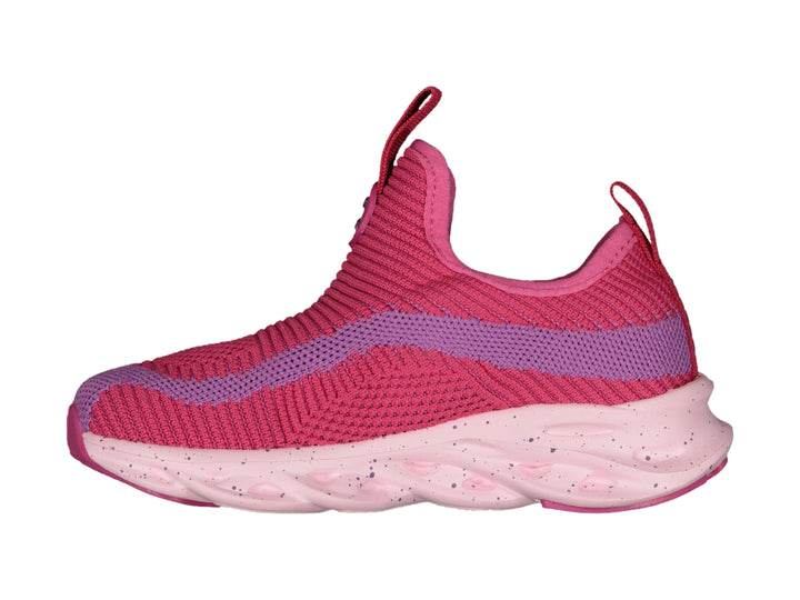 Tenis deportivos Charly en color fucsia y morado con suela rosa claro y diseño de tejido sin cordones.
