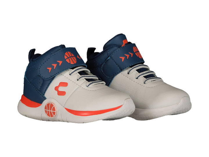 Tenis de baloncesto Charly en colores blanco y azul marino con detalles en naranja.