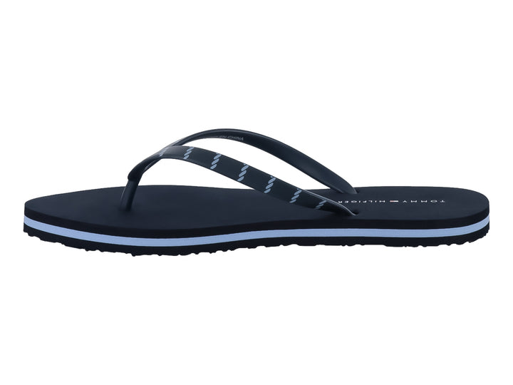 Sandalias de dedo Tommy Hilfiger color azul marino con detalle en azul claro en la suela.