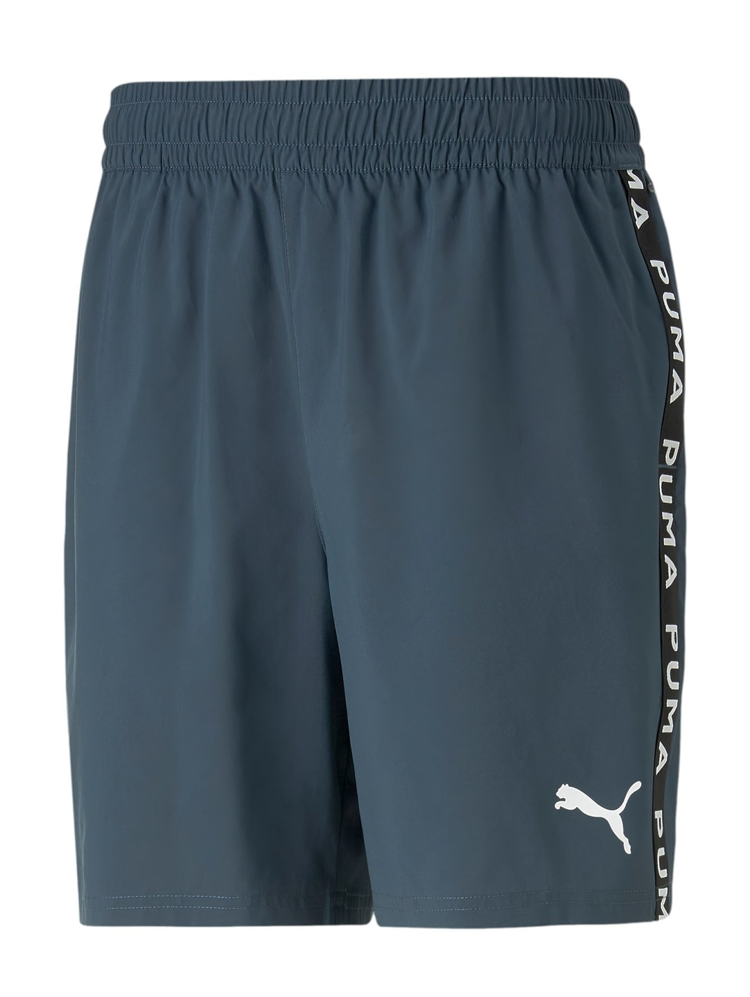 Shorts deportivos PUMA color azul oscuro con cinta lateral negra y logotipo blanco.