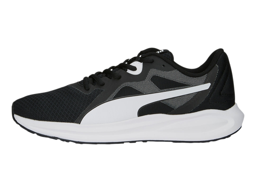 Tenis deportivos PUMA Twitch Runner Fresh en color negro con suela blanca y agujetas negras.