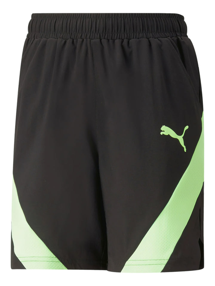 Shorts deportivos PUMA color negro con franjas laterales en verde lima y logotipo de la marca.