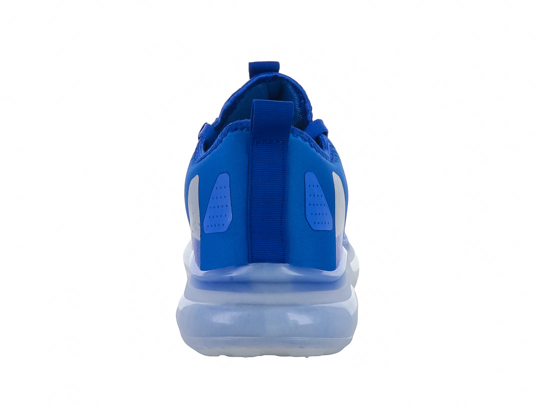 Tenis de baloncesto marca Makena en color azul con detalles blancos y suela blanca translúcida.