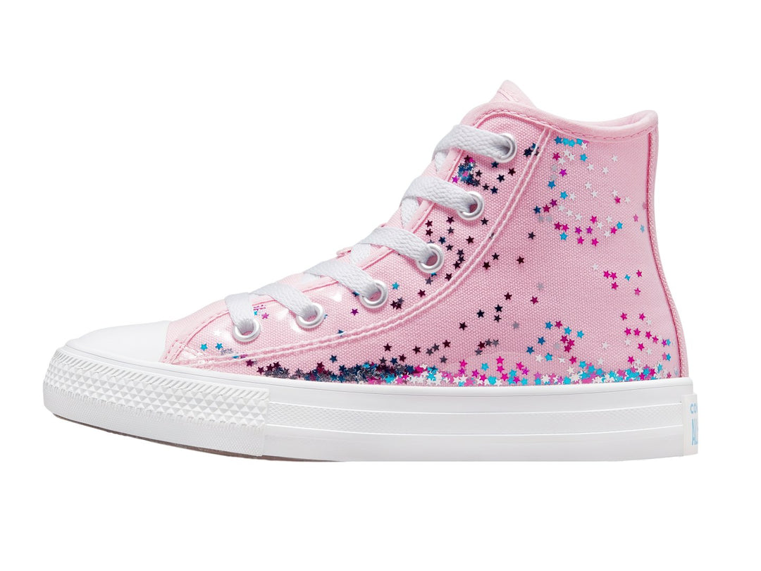 Tenis Converse Chuck Taylor All Star HI color rosa con estrellas brillantes y suela blanca.