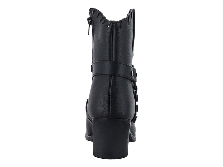 Bota negra de mujer marca Lady Carolina con detalle de cadena plateada y remaches laterales.