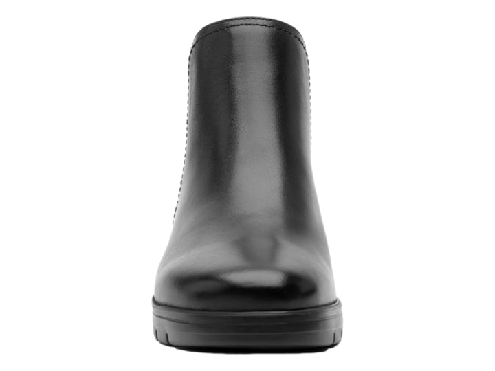 Botín Flexi para mujer en color negro, material de cuero liso con panel elástico lateral y suela cómoda.