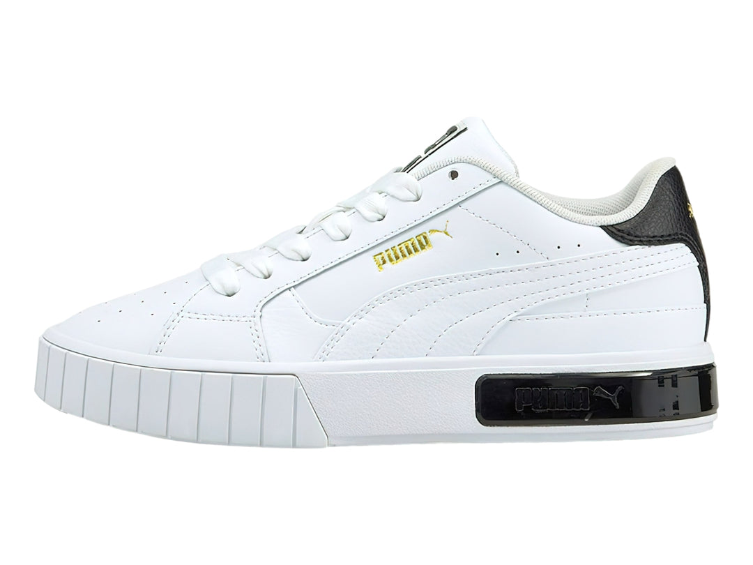 Tenis PUMA Cali Star JR color blanco con detalles negros y suela de plataforma.