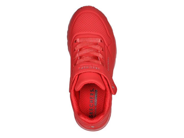 Tenis deportivos Skechers color rojo con correa y agujetas para Niño o Niña.