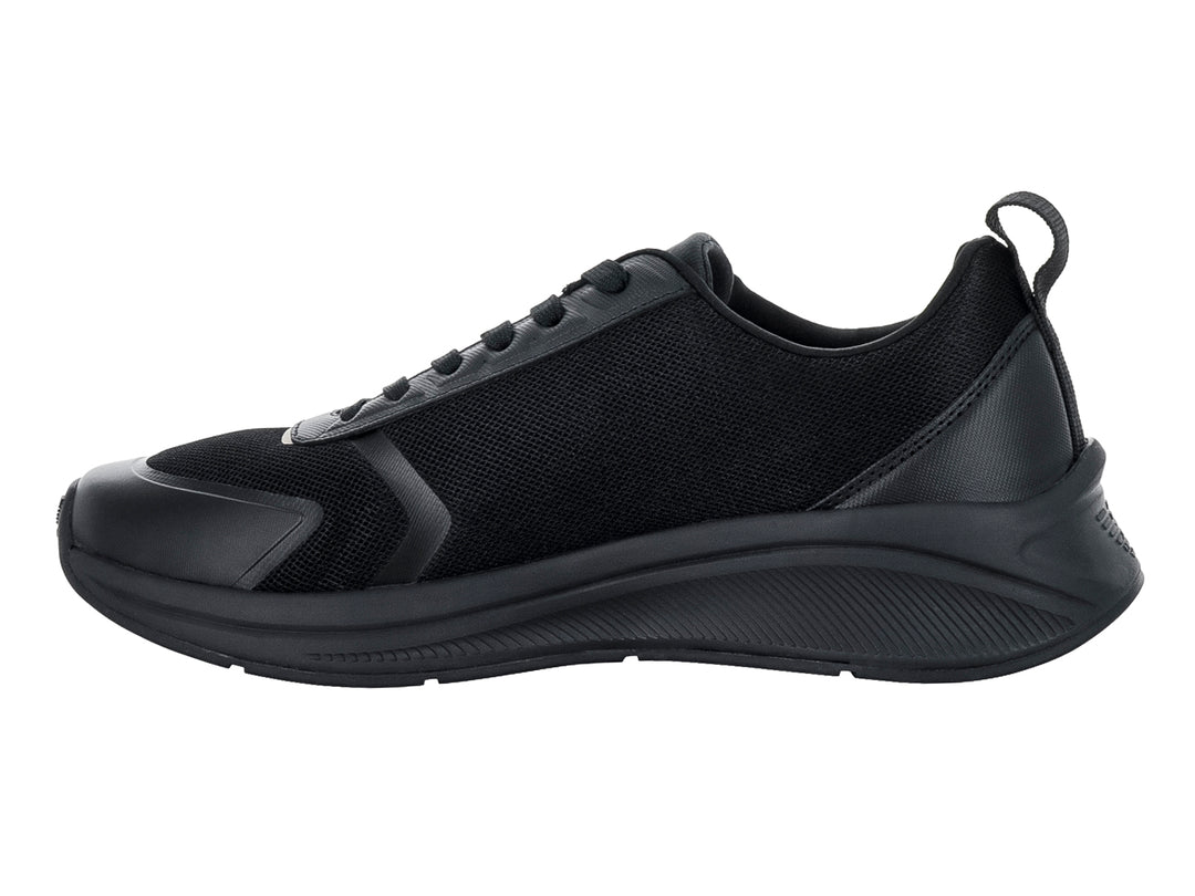 Tenis deportivos Emporio Armani color negro con logotipo dorado y agujetas.