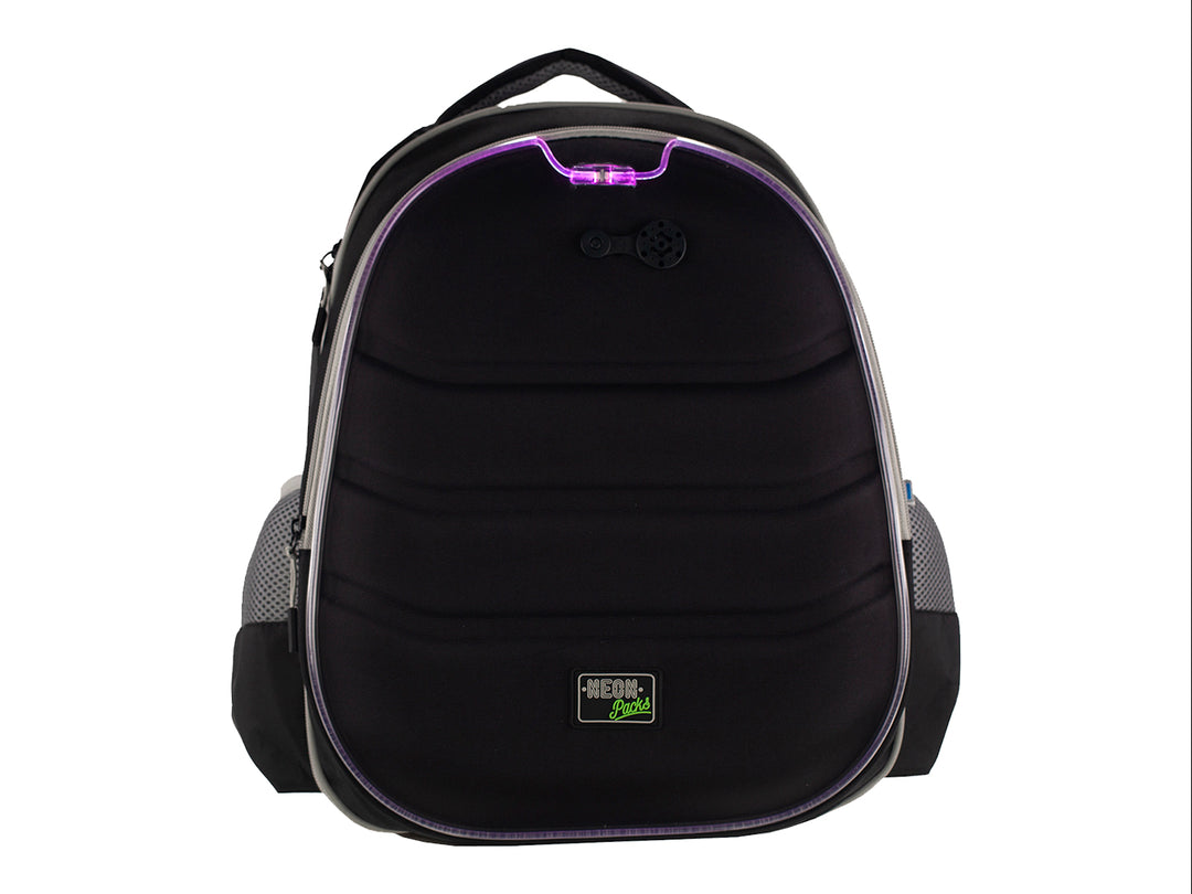 Mochila juvenil color negro con detalles en morado y gris, diseño moderno y ergonómico.