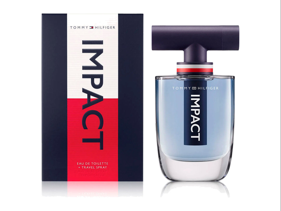 Frasco y caja de perfume Tommy Hilfiger Impact en color azul, blanco y rojo.