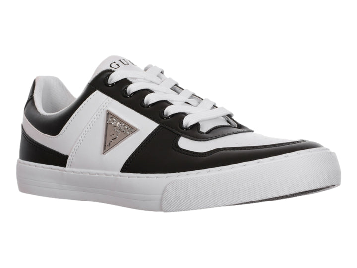 Tenis Guess modelo GM Minsk en colores blanco y negro con suela blanca y logotipo metálico lateral.