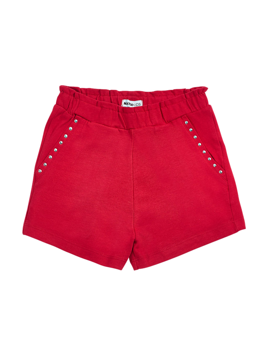 Short rojo para Niño con tachuelas plateadas en los bolsillos y cintura elástica.