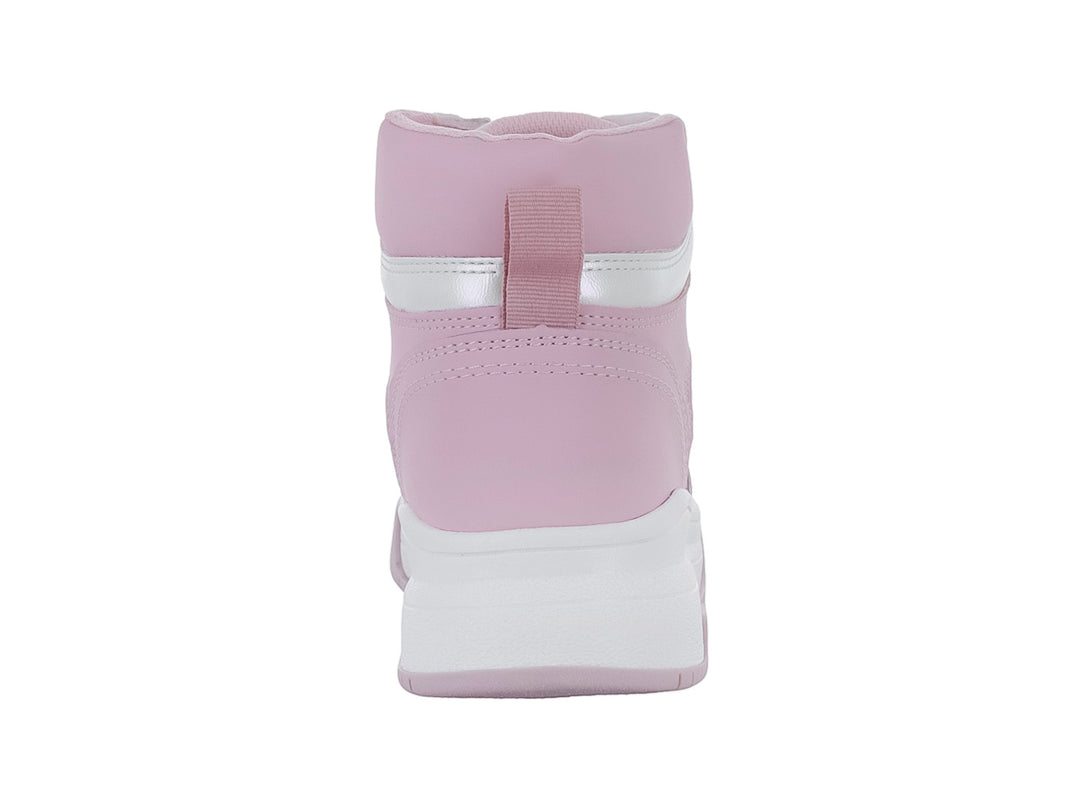 Tenis botín infantiles en color blanco y morado claro con plataforma y detalle de corazón rosa.