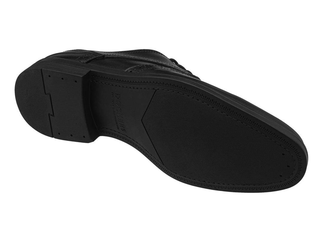 Zapato formal negro de cuero estilo Oxford con detalles perforados y agujetas.
