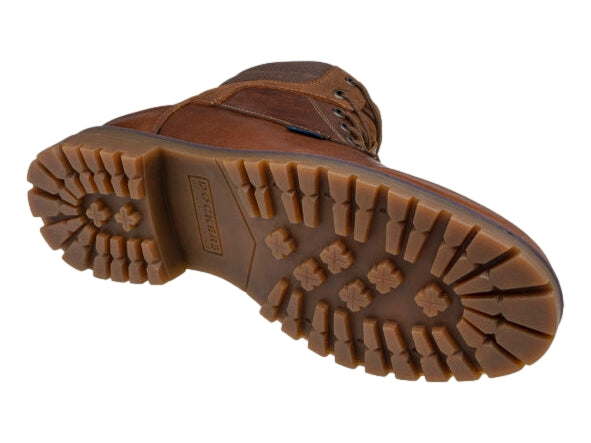 Bota casual de cuero color café con detalles en gamuza y suela dentada.