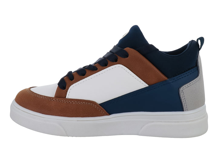 Tenis infantiles en colores camel, blanco y azul marino con suela blanca y agujetas.