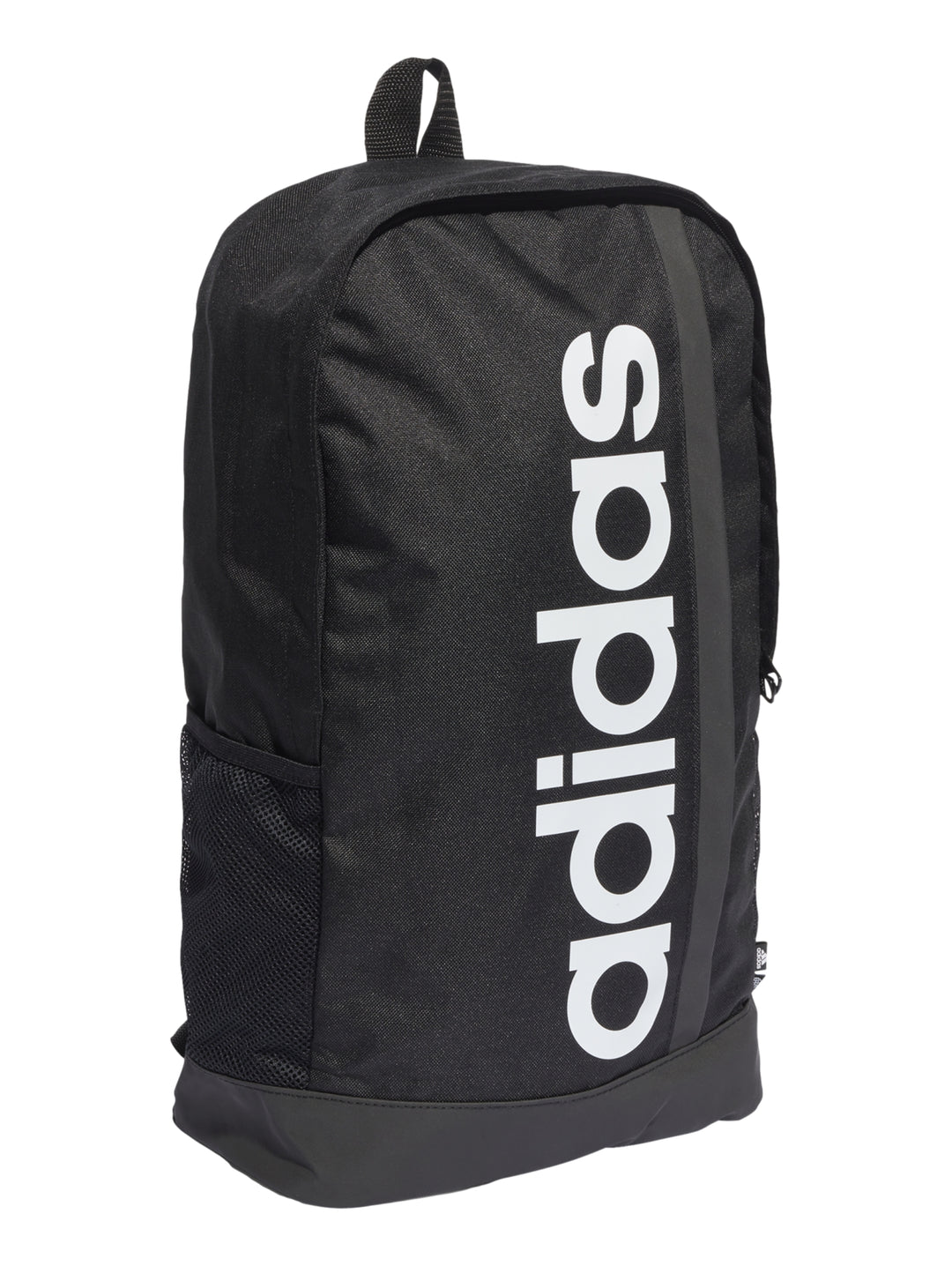 Mochila Adidas color negro con logotipo lineal blanco en el centro y bolsillos laterales de malla.