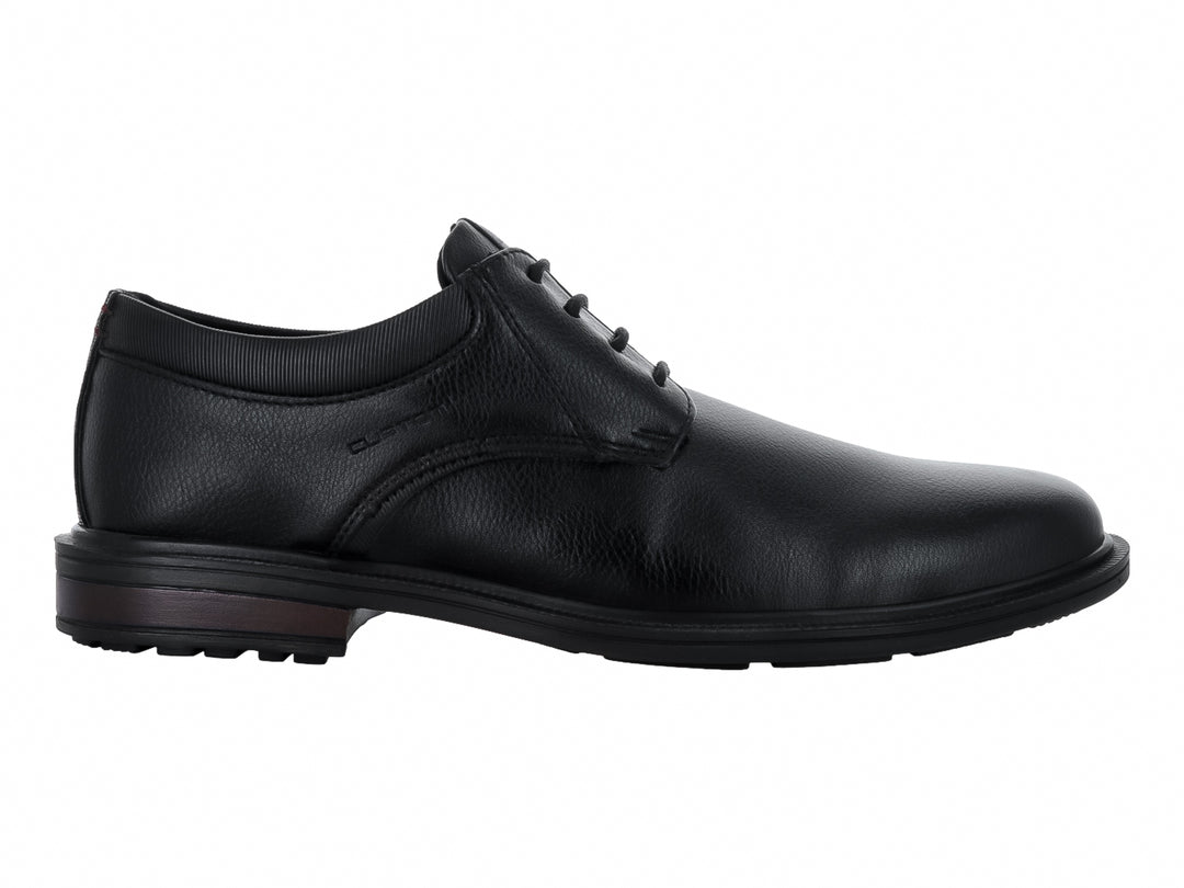 Zapato formal negro de cuero con cordones y suela oscura.