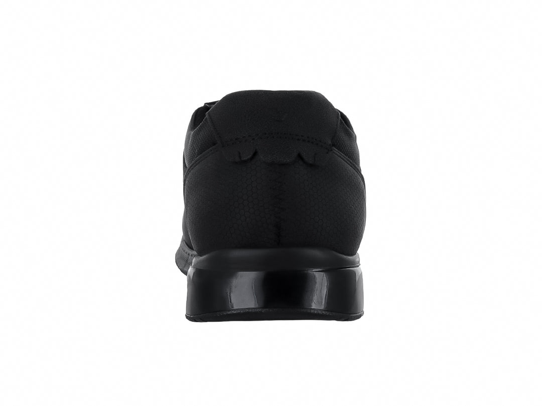 Zapato casual negro para hombre fabricado en nubuck y lona con cordones y suela a juego.