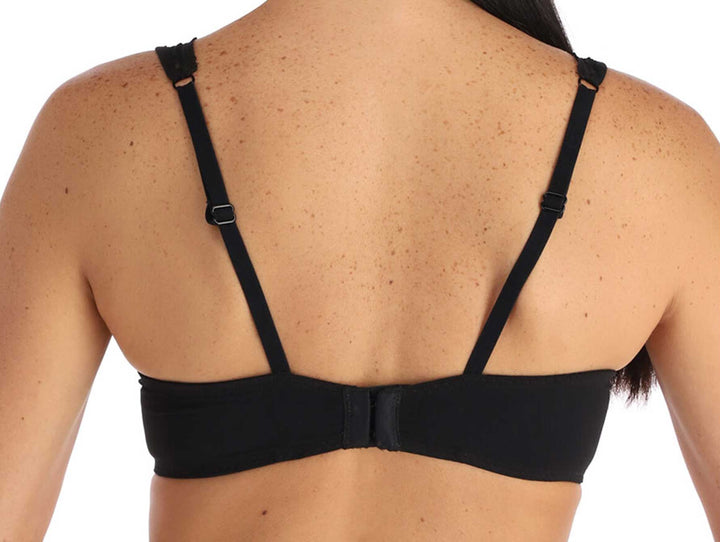 Sujetador básico de microfibra en color negro para mujer.