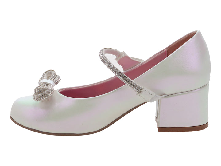 Zapato blanco para niña con tacón cuadrado, correa y moño decorativo con brillantes.
