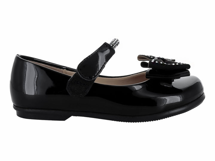 Zapato negro de charol para Niña con moño y detalles brillantes en la correa y el frente.