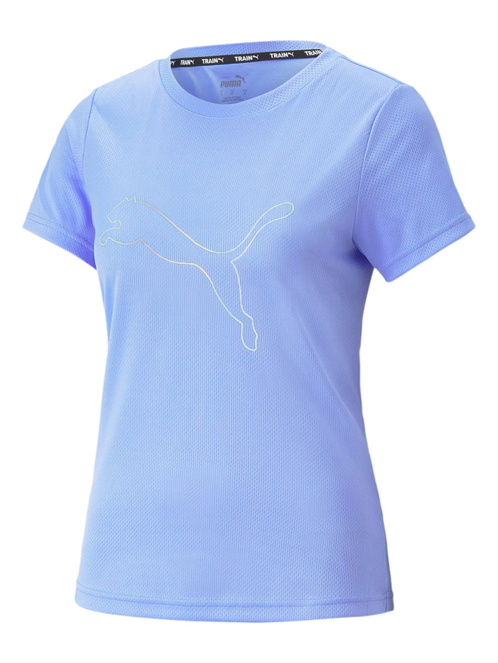 Camiseta deportiva PUMA de color morado claro para mujer con logo en el pecho.