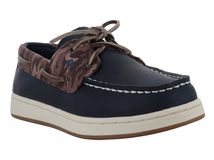 Zapato náutico Sperry Cup II para niño en color azul marino con detalles en marrón y suela blanca.