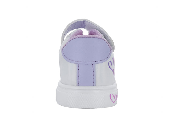 Tenis blancos para niña con estampado de corazones multicolores, agujetas y detalles en color morado.