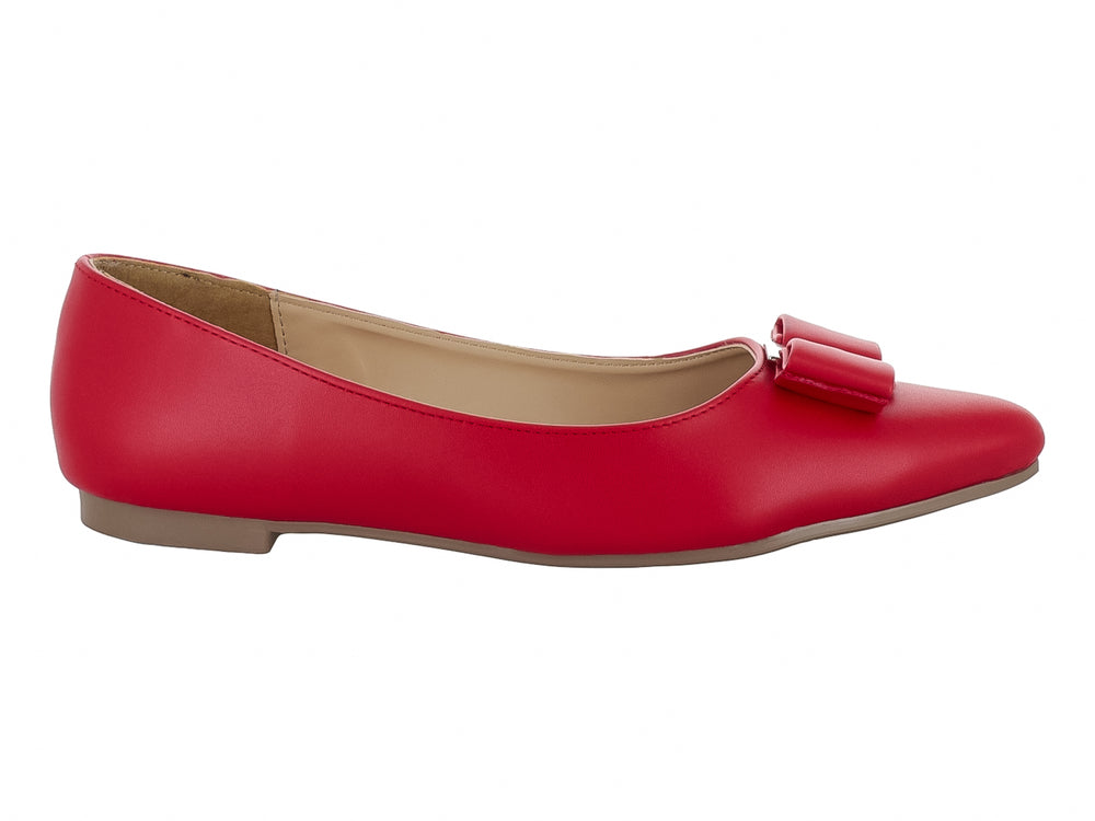 Zapato plano color rojo para mujer con detalle de moño en la parte frontal.