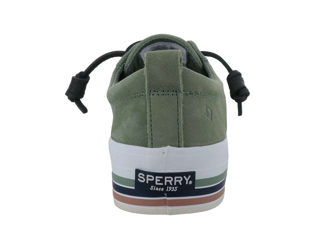 Tenis Sperry color verde con suela blanca y detalles en azul y café, estilo casual náutico.