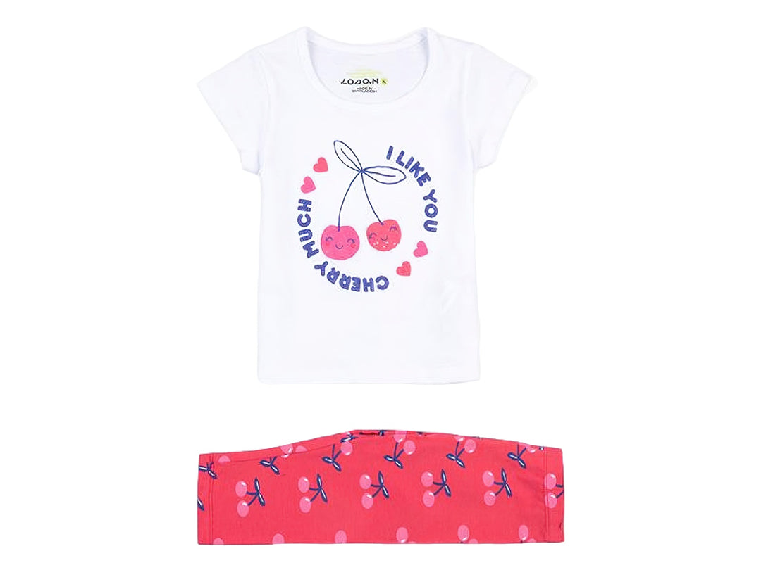 Conjunto infantil de camiseta blanca y leggings rosas con estampado de cerezas.