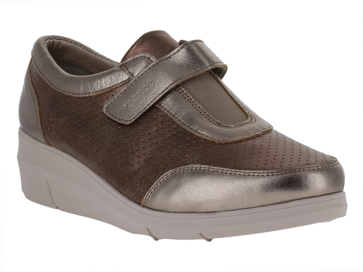 Zapato plano Manet color antimonio metálico con plataforma y cierre de correa con velcro para mujer.