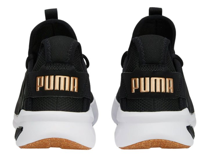 Tenis PUMA SOFTRIDE ENZO EVO color negro con suela blanca y detalles en dorado.