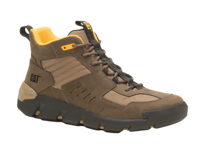 Botas Caterpillar color marrón con detalles en amarillo y suela negra, estilo deportivo de corte medio.