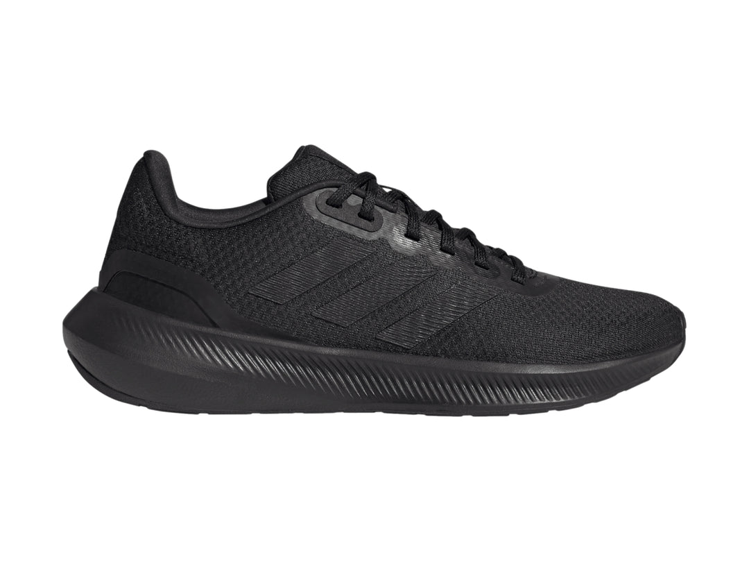 Tenis Adidas Runfalcon 3.0 en color negro total con malla transpirable y suela texturizada.