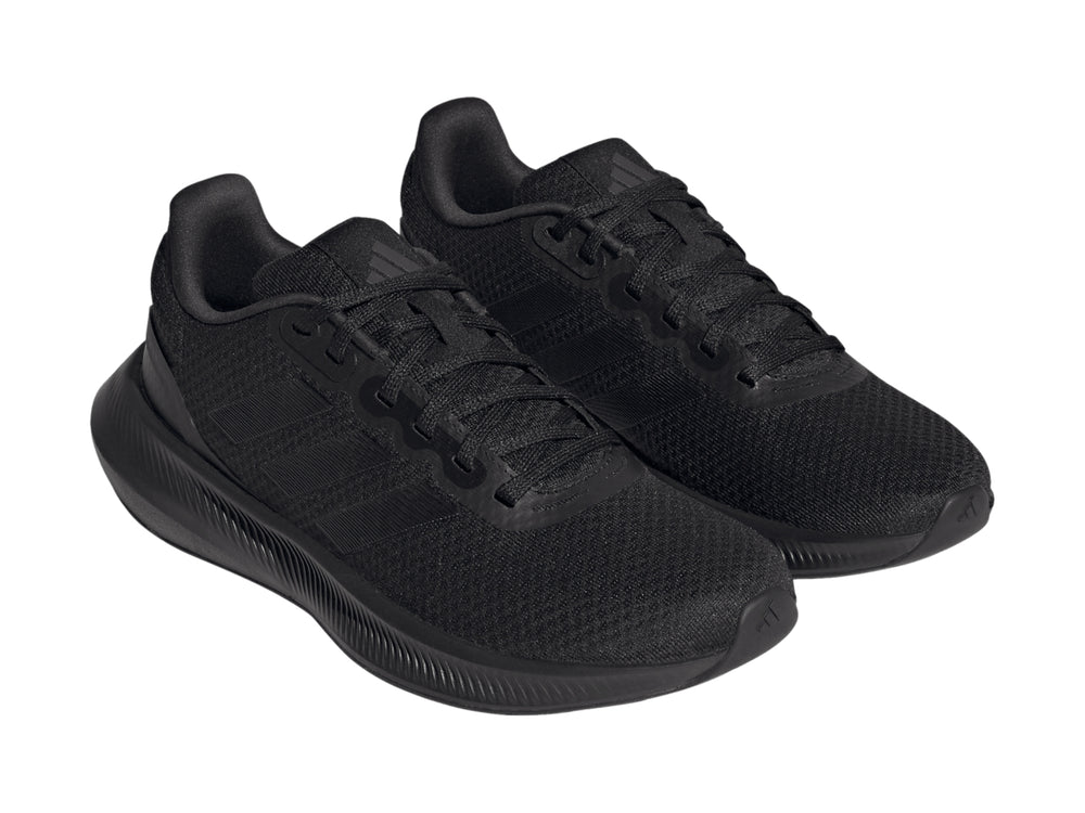 Tenis Adidas Runfalcon 3.0 en color negro total con malla transpirable y suela texturizada.