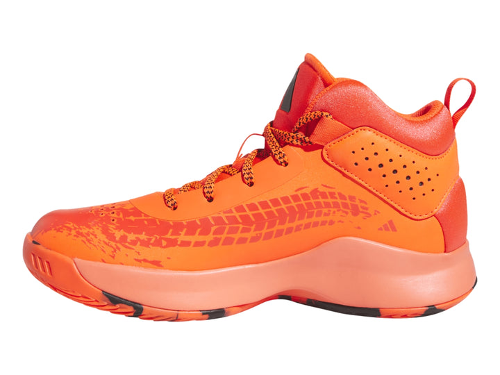 Tenis de baloncesto Adidas Cross Em Up 5 en color naranja solar con franjas negras laterales.