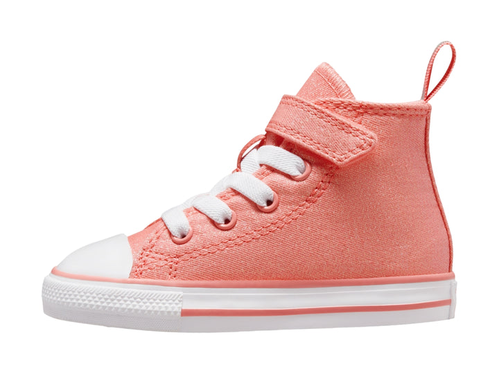 Tenis Converse Chuck Taylor All Star de bota en color rosa con suela y agujetas blancas.