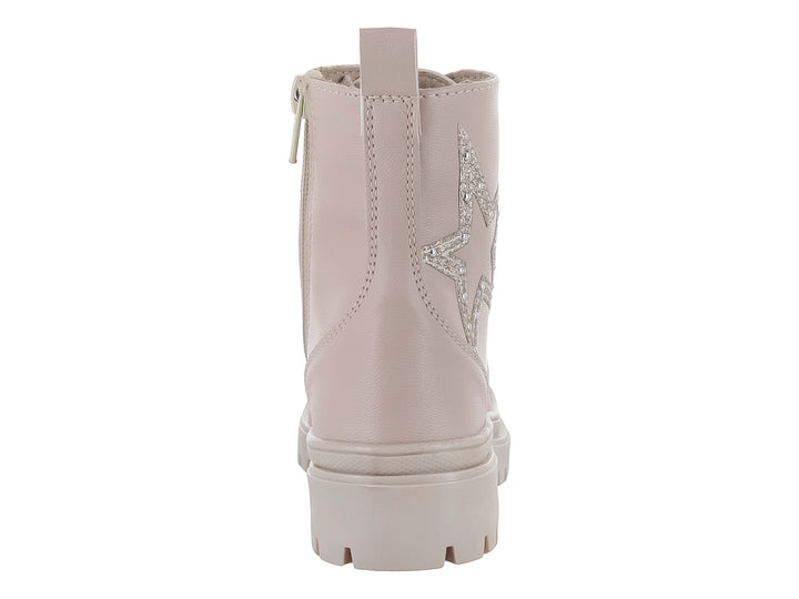 Bota color beige con suela track y detalle de estrella con brillos en el lateral.