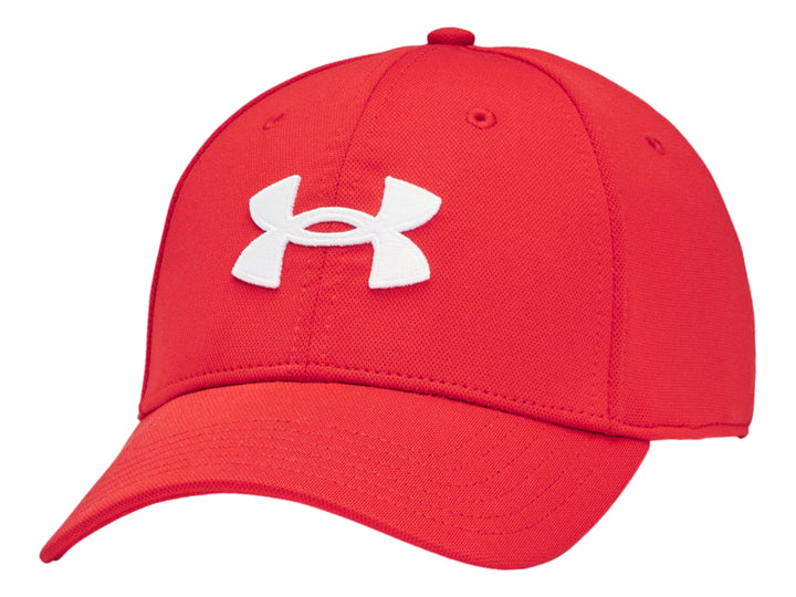 Gorra deportiva Under Armour de color rojo con logotipo frontal en color blanco y visera curva.