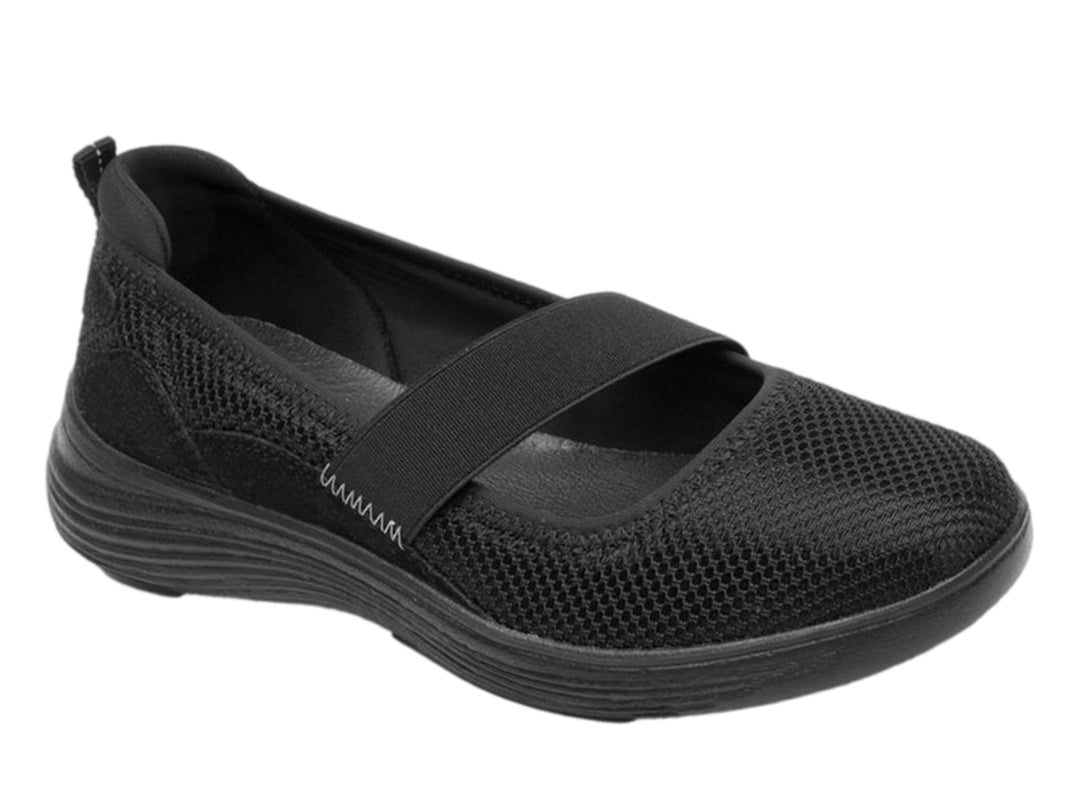 Zapato plano Flexi para mujer en color negro, confeccionado en textil de malla con banda transversal.