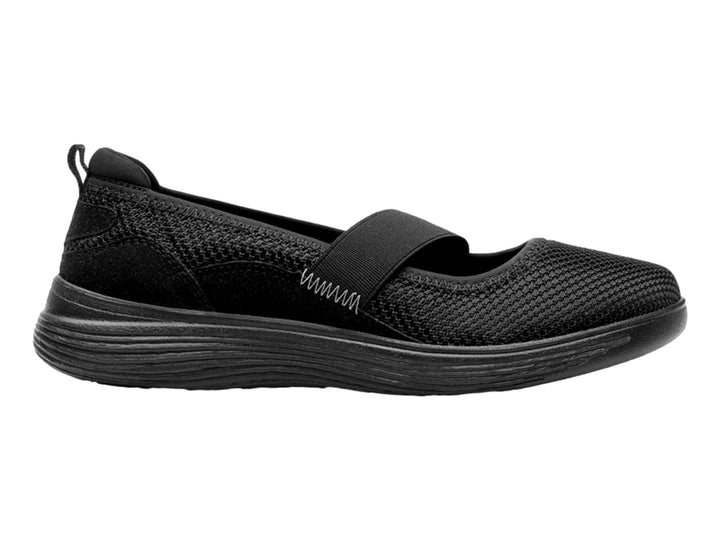Zapato plano Flexi para mujer en color negro, confeccionado en textil de malla con banda transversal.