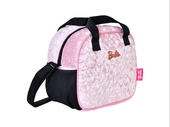 Lonchera infantil de Barbie en color rosa con textura acolchada y detalles en negro.