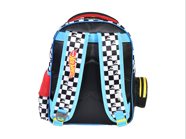 Mochila escolar infantil de Hot Wheels con imágenes de autos rojos y detalles en patrón de cuadros blanco y negro.