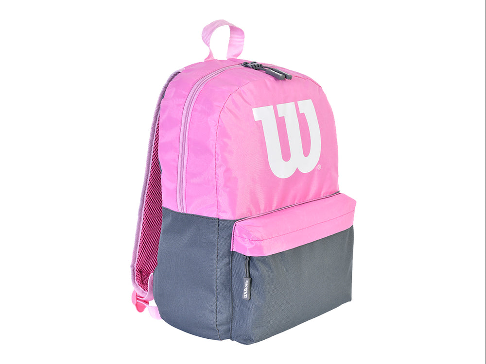 Mochila juvenil de color rosa y gris oscuro con el logotipo blanco de Wilson en la parte frontal.