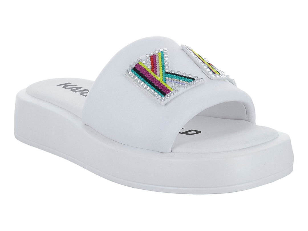 Sandalias blancas de plataforma Karl Lagerfeld con logotipo decorado en colores brillantes y cristales.